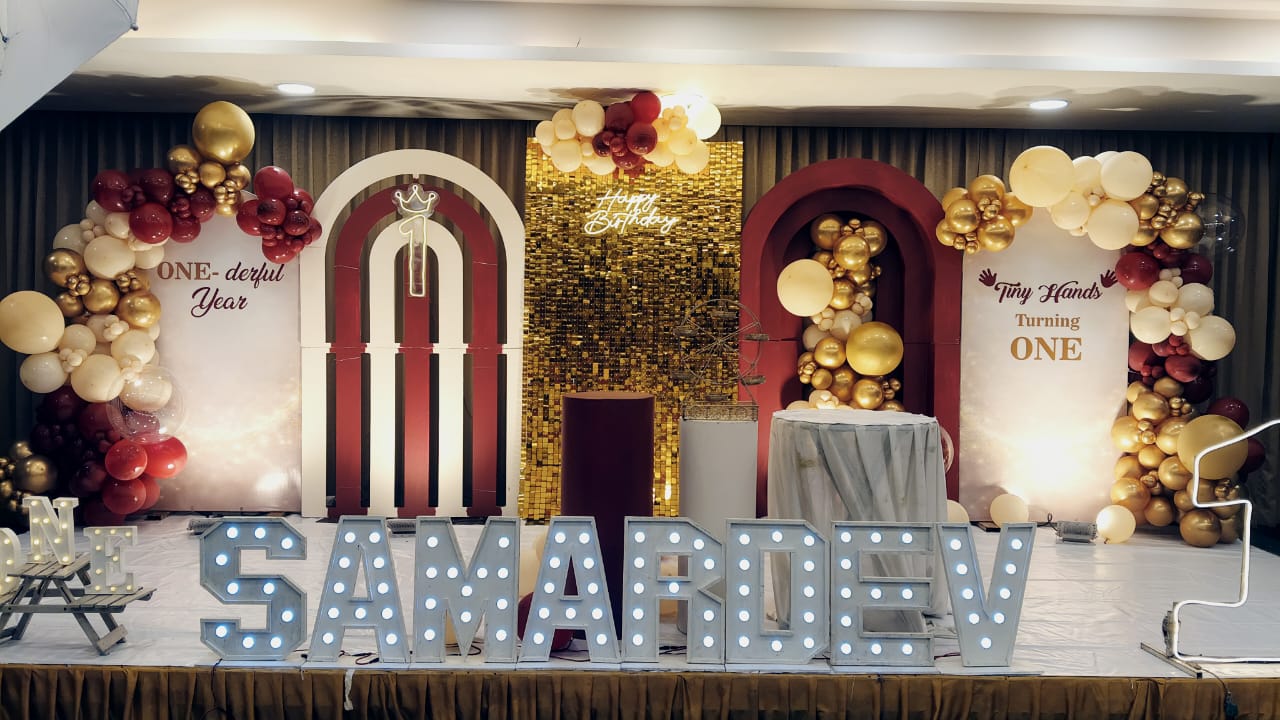 First birthday ONE-derful year balloon decoration Chennai